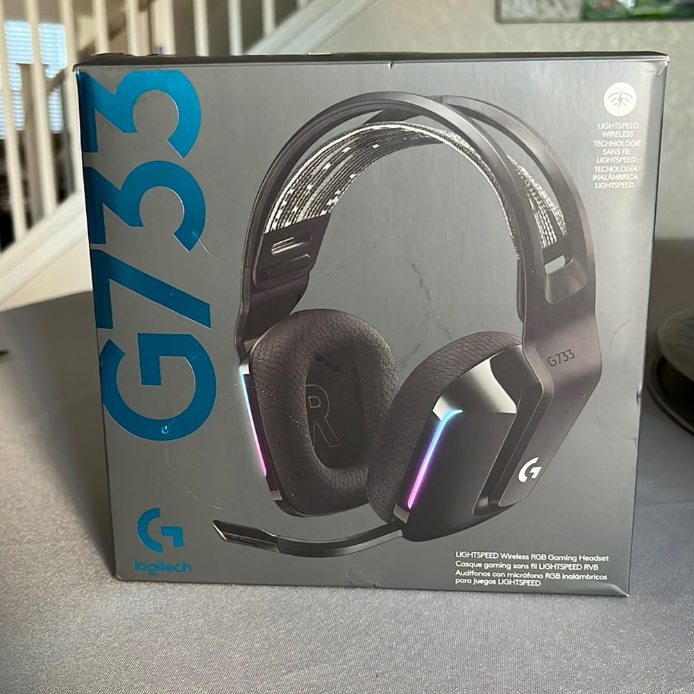 Logitech 3733 Wireless Headphones